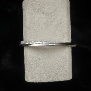 NEW Michael Kors Elegant Silver Bangle Bracelet